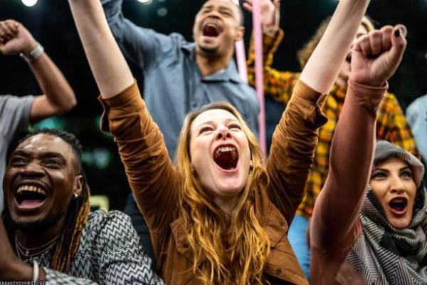 少数民族体育项目之龙舟文化研究(图1)